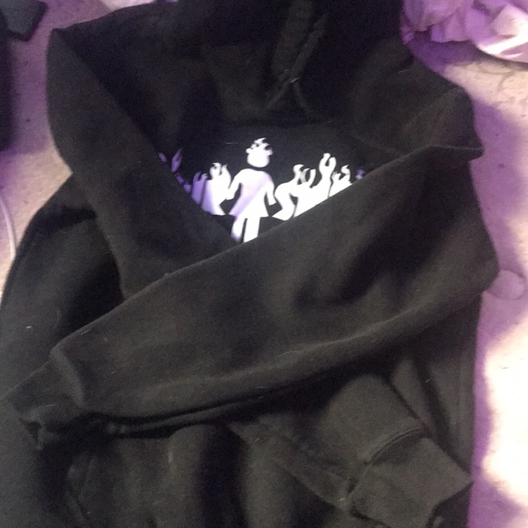 hoodie - Picture 2 of 3